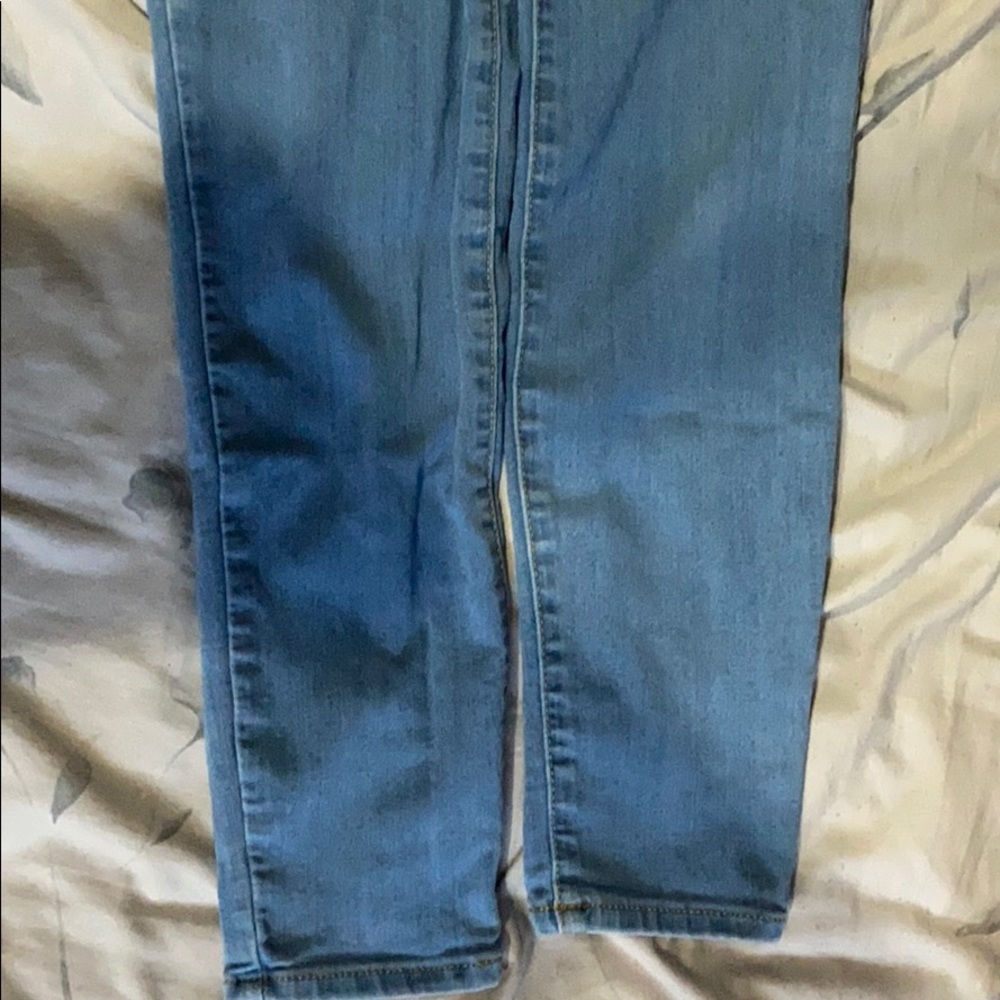 Jeans - Picture 2 of 5